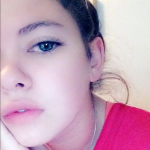 Meet your Posher, Kaleigh